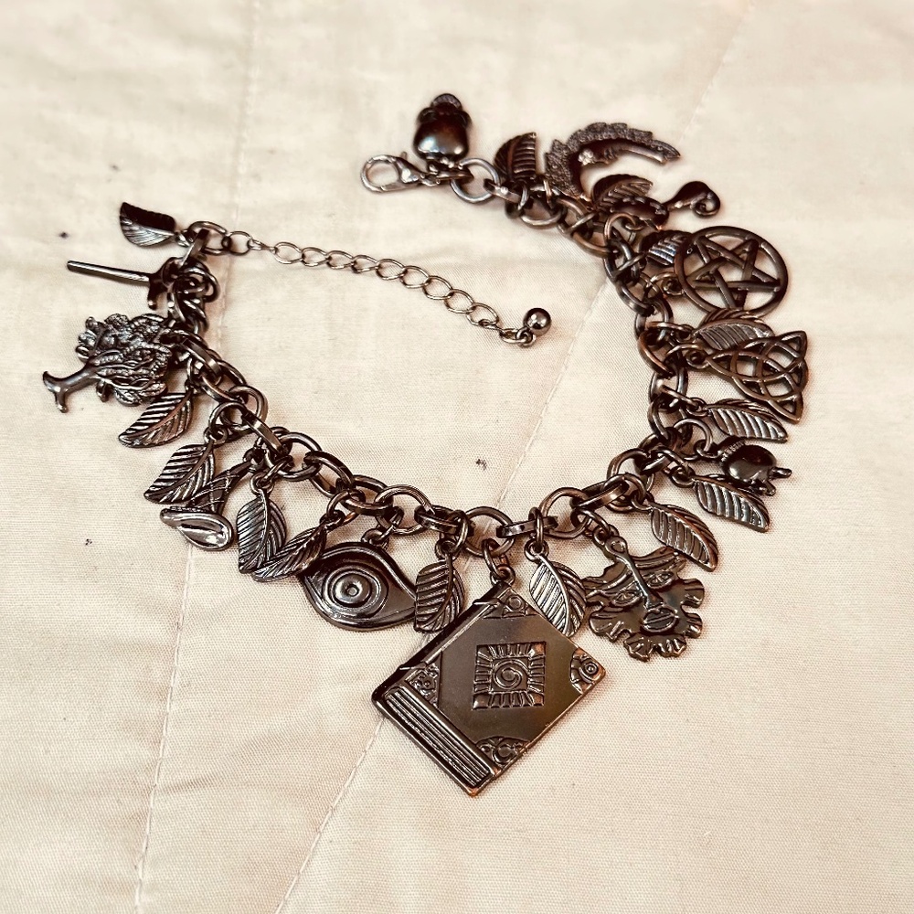 Witchcraft Charm Bracelet Black Tone Pentagram Moon Cat Tree of Life Witchcore